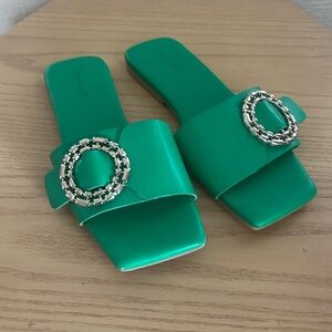 NWOT OPEN EDIT emerald green slides with buckle
